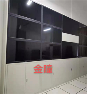 廣西北海候鳥(niǎo)樓盤(pán)監(jiān)控中心43寸監(jiān)視器14臺(tái)+機(jī)柜